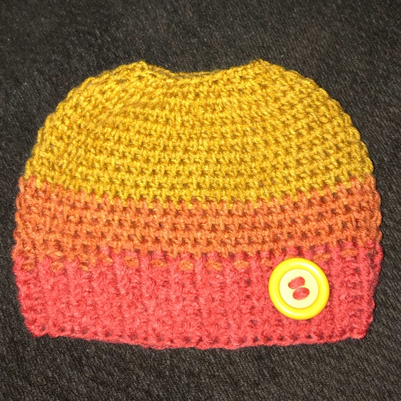 Messy Bun Beanie - Picture 7 of 7